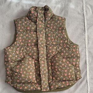 THE GREAT. Floral Quilted Vest in Olive and Pink
